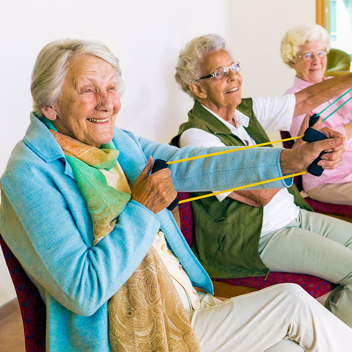 ga-bewegungsfoerderung-senior-as102661621